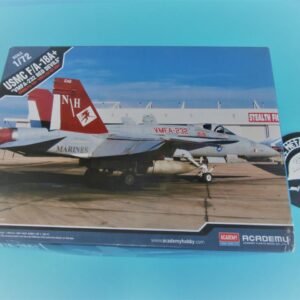 Unboxing: Academy F/A-18A+ 1/72, Ref. 12520